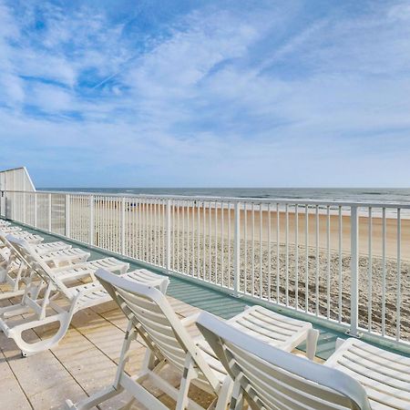 Updated Daytona Beach Oceanfront Studio! Екстер'єр фото