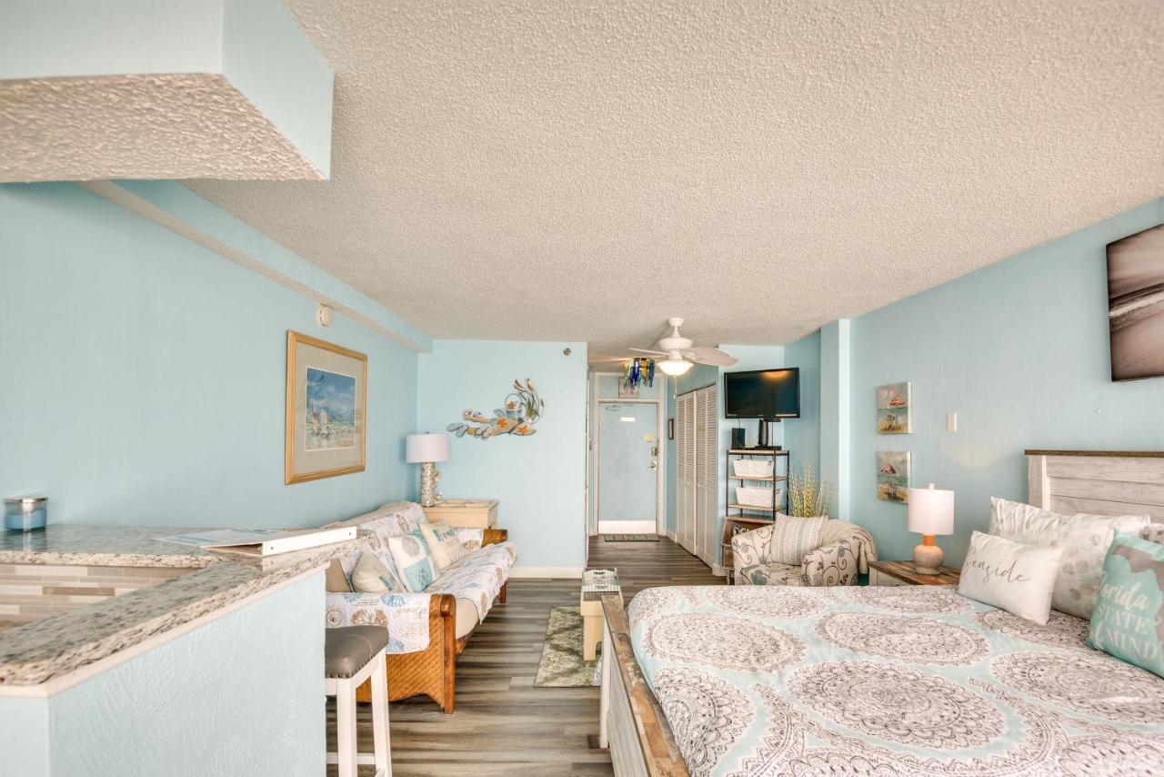 Updated Daytona Beach Oceanfront Studio! Екстер'єр фото