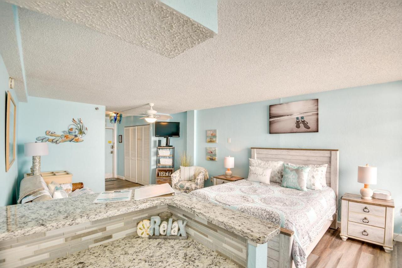 Updated Daytona Beach Oceanfront Studio! Екстер'єр фото