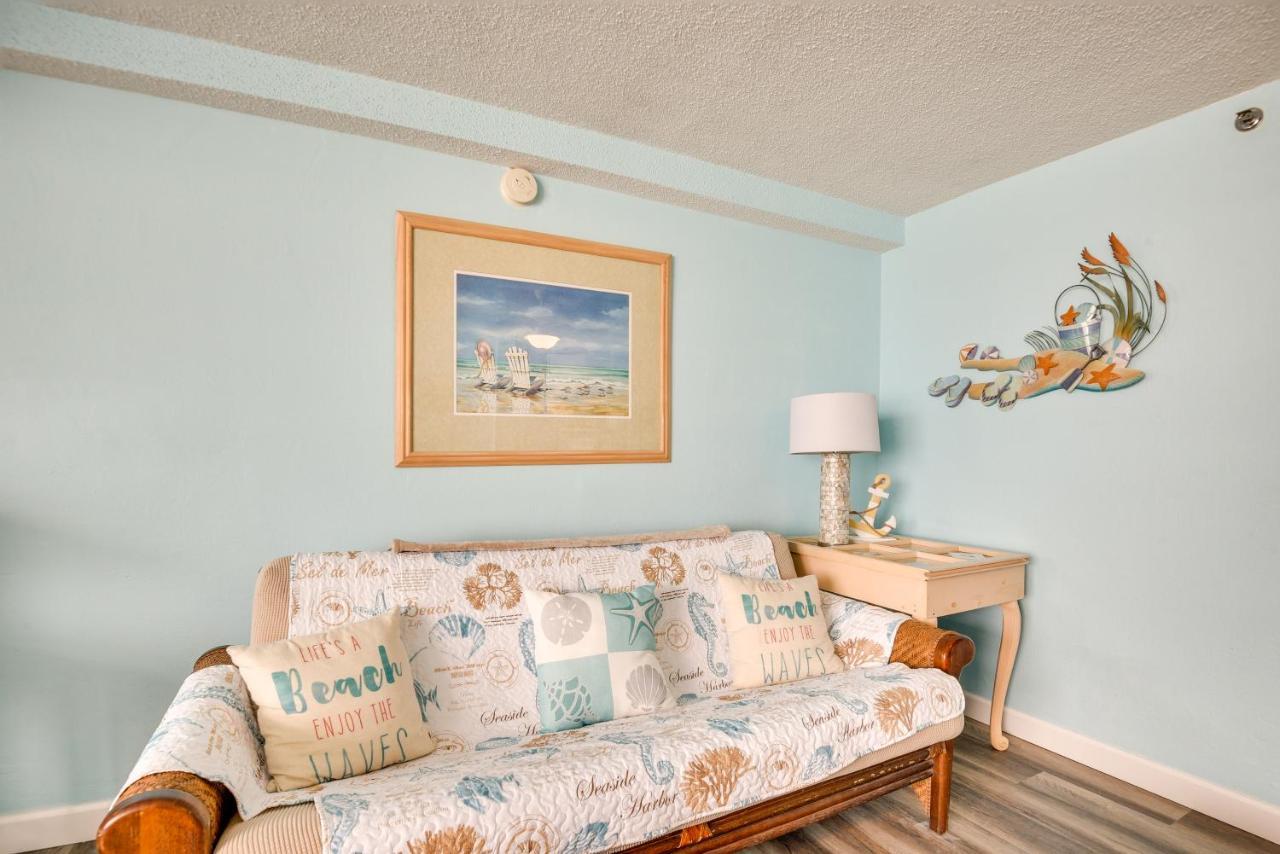 Updated Daytona Beach Oceanfront Studio! Екстер'єр фото