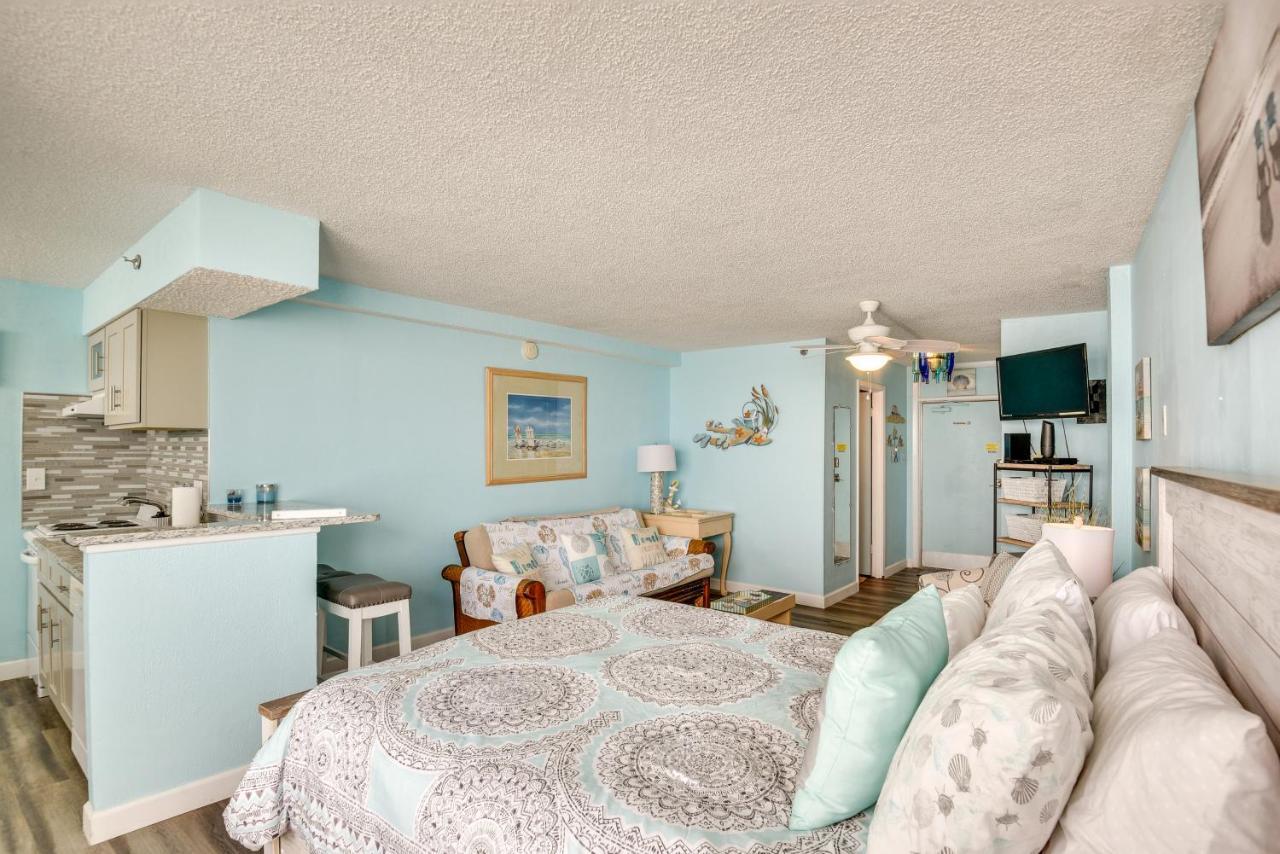 Updated Daytona Beach Oceanfront Studio! Екстер'єр фото